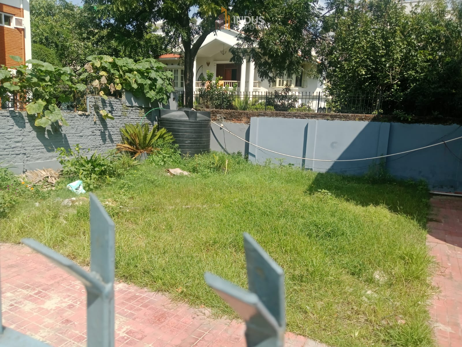 property-image